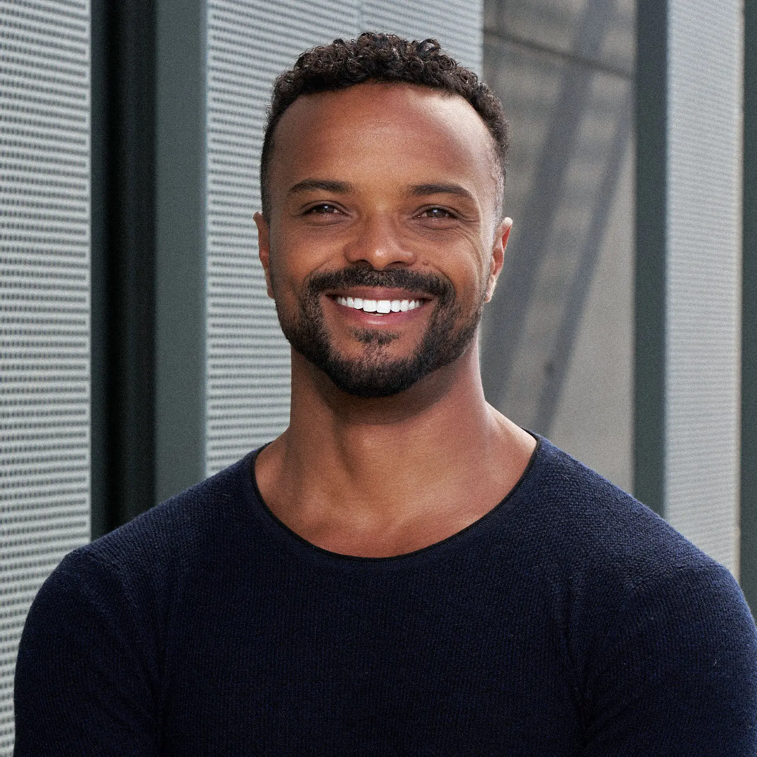 Eka Darville